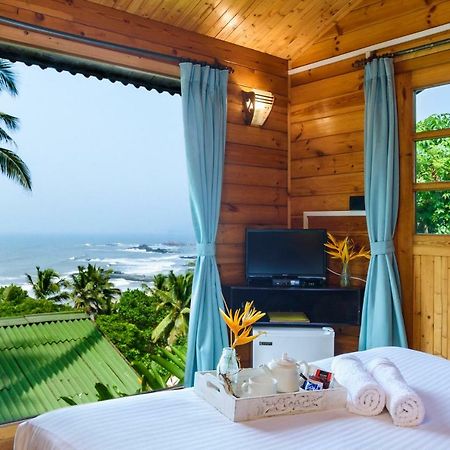 Aria Beach Resort 바가토르 외부 사진
